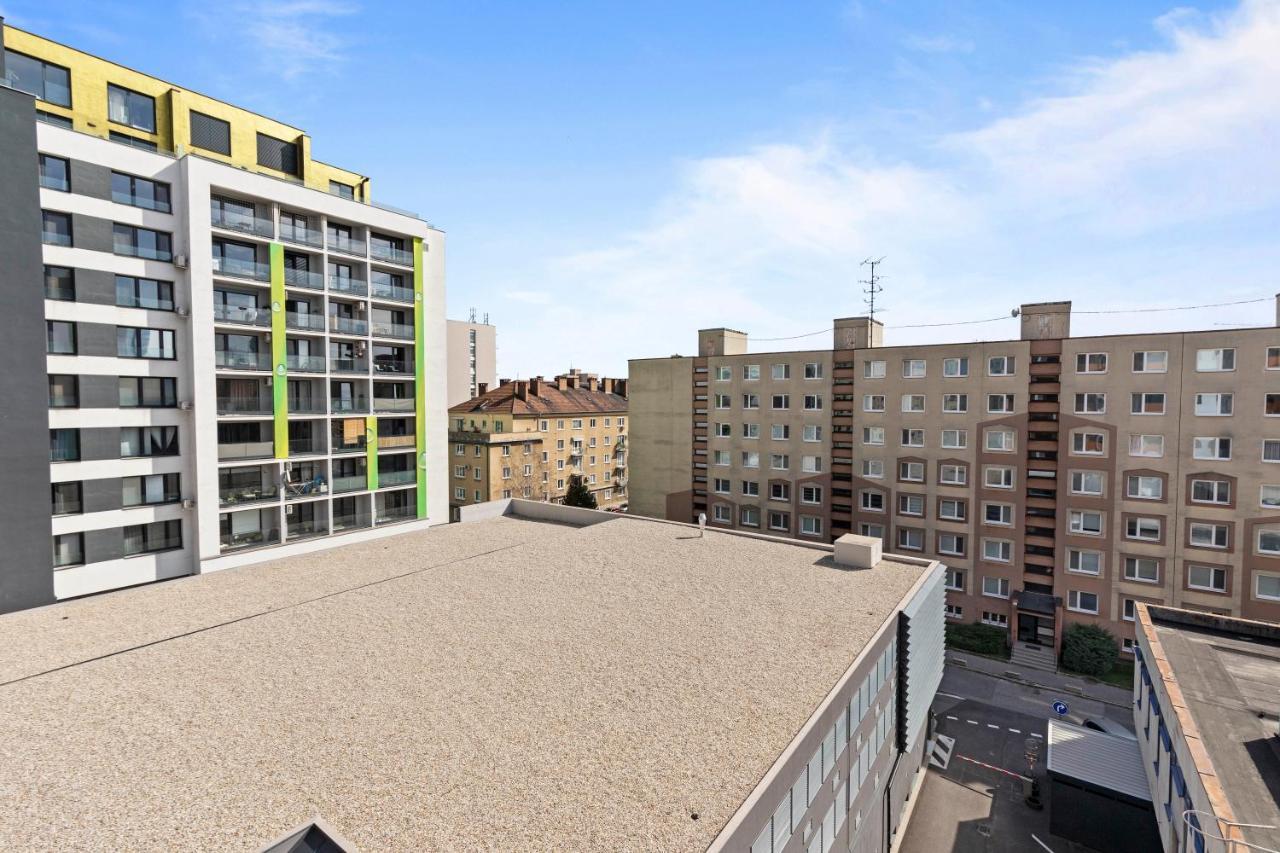 Appartement Lam Black - Ac - Balcony à Bratislava Extérieur photo